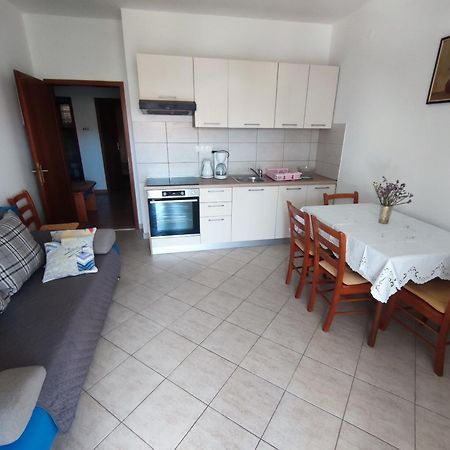 Apartment Vinka Трогир Екстериор снимка